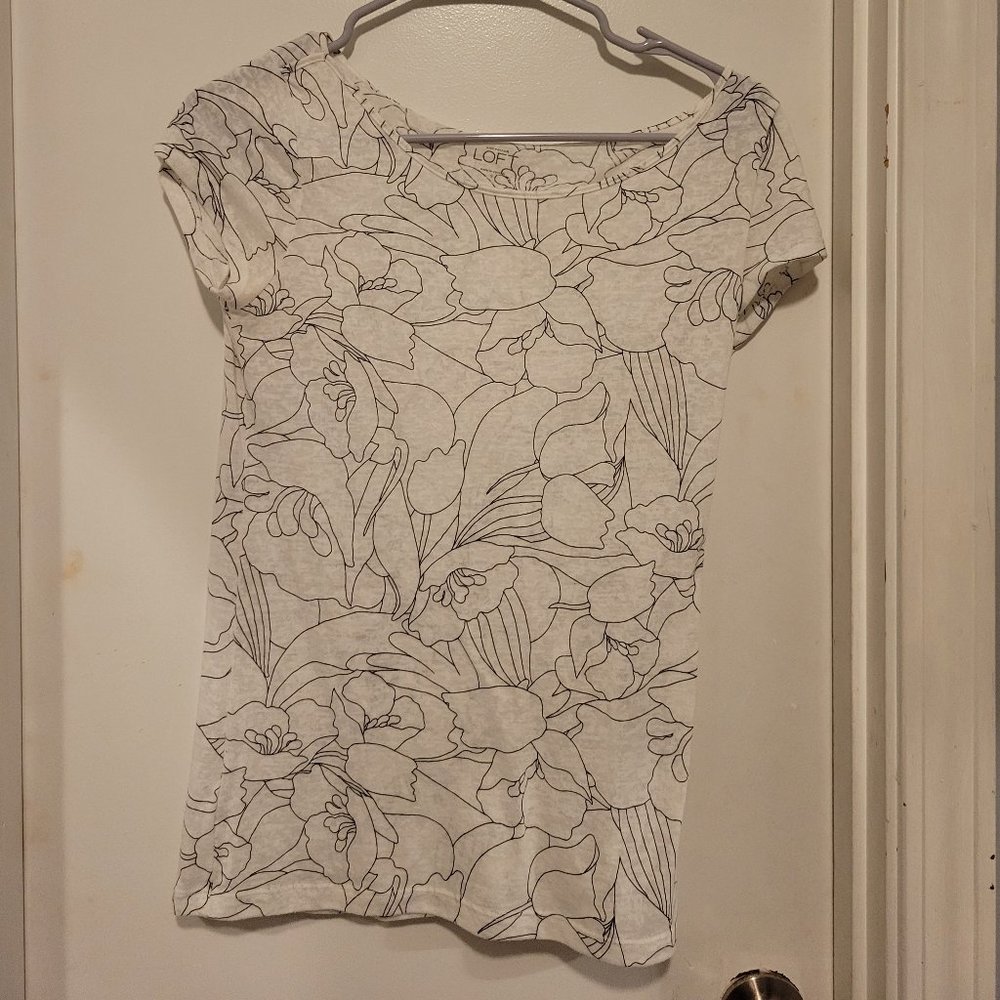 Loft S Floral T-Shirt